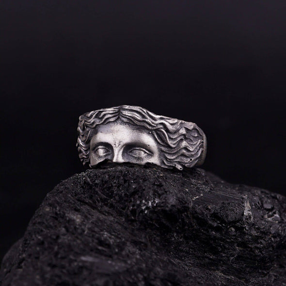 Venus De Milo Eyes Ring: 11