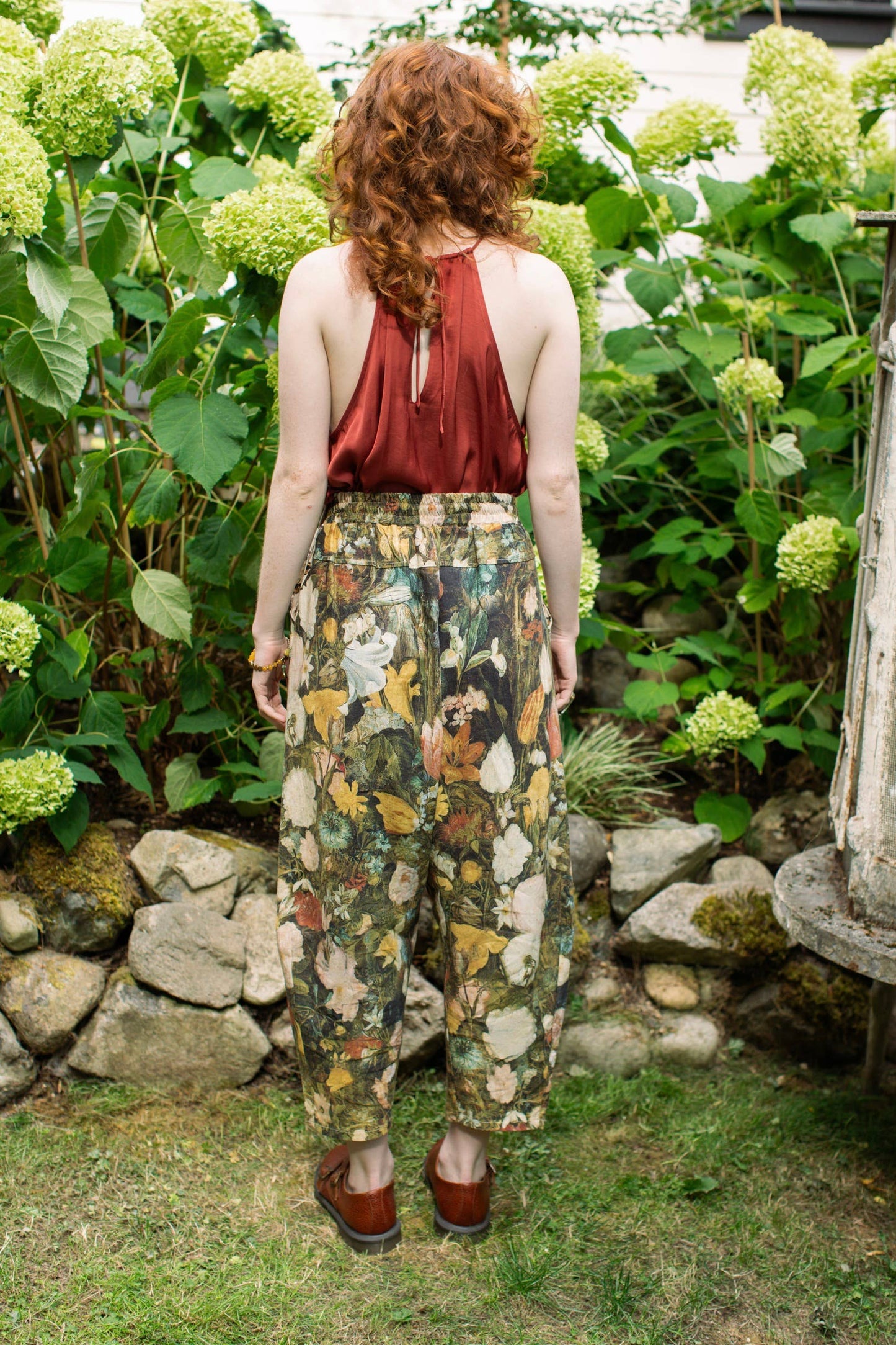 I Dream in Flowers Boho Linen Bee Print Cropped Artist Pants