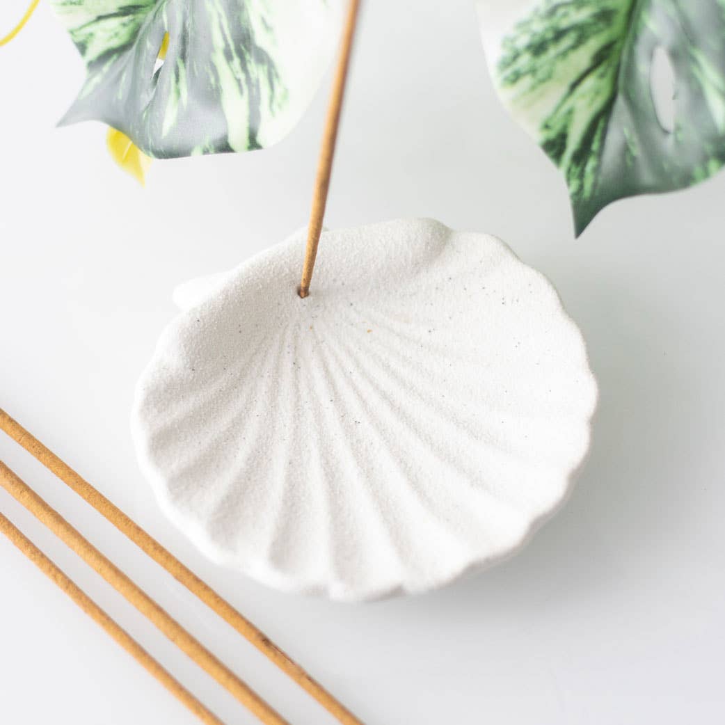 Something Different Wholesale - Off White Scallop Shell Incense Stick Holder