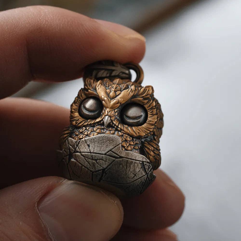 Owl Fidget Pendant: 18" / Brass / 4mm Black Ball Chain