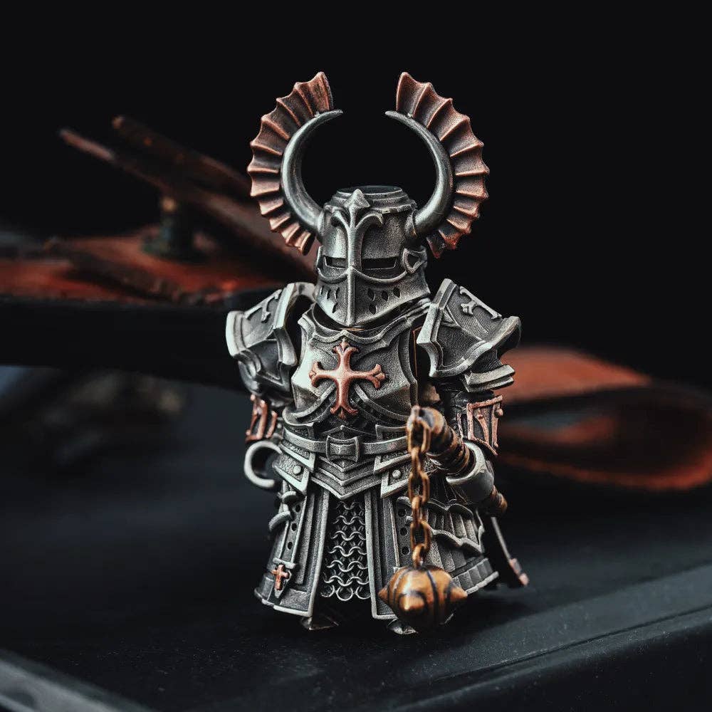 Crusader Figurine: White Bronze & Copper & Brass / With Default Weapon