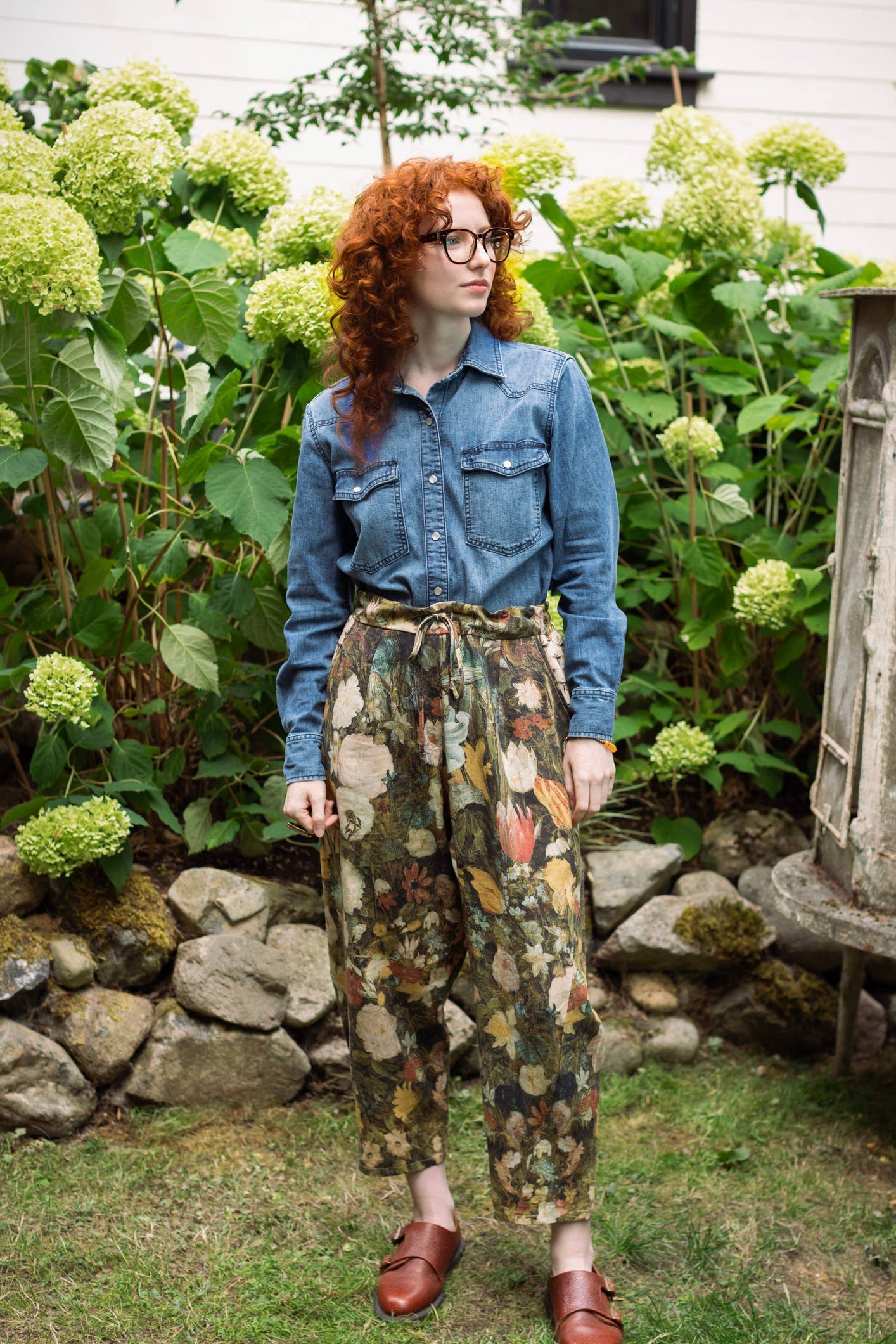 I Dream in Flowers Boho Linen Bee Print Cropped Artist Pants