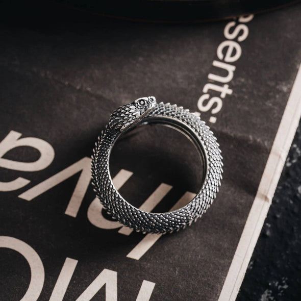 Amphisbaena Triple layer Ring: Oxidized Silver / 10