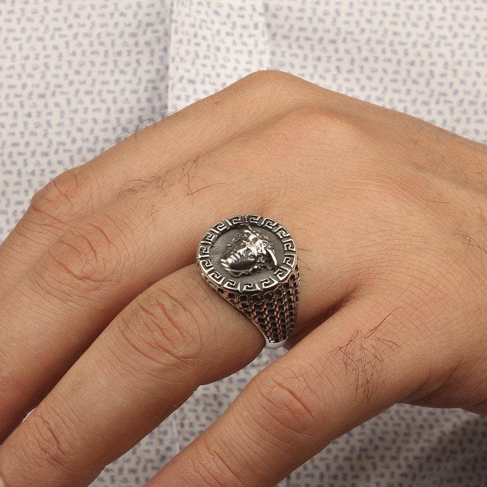 Mens Medusa Ring Solid 925 Sterling Silver: 10 US