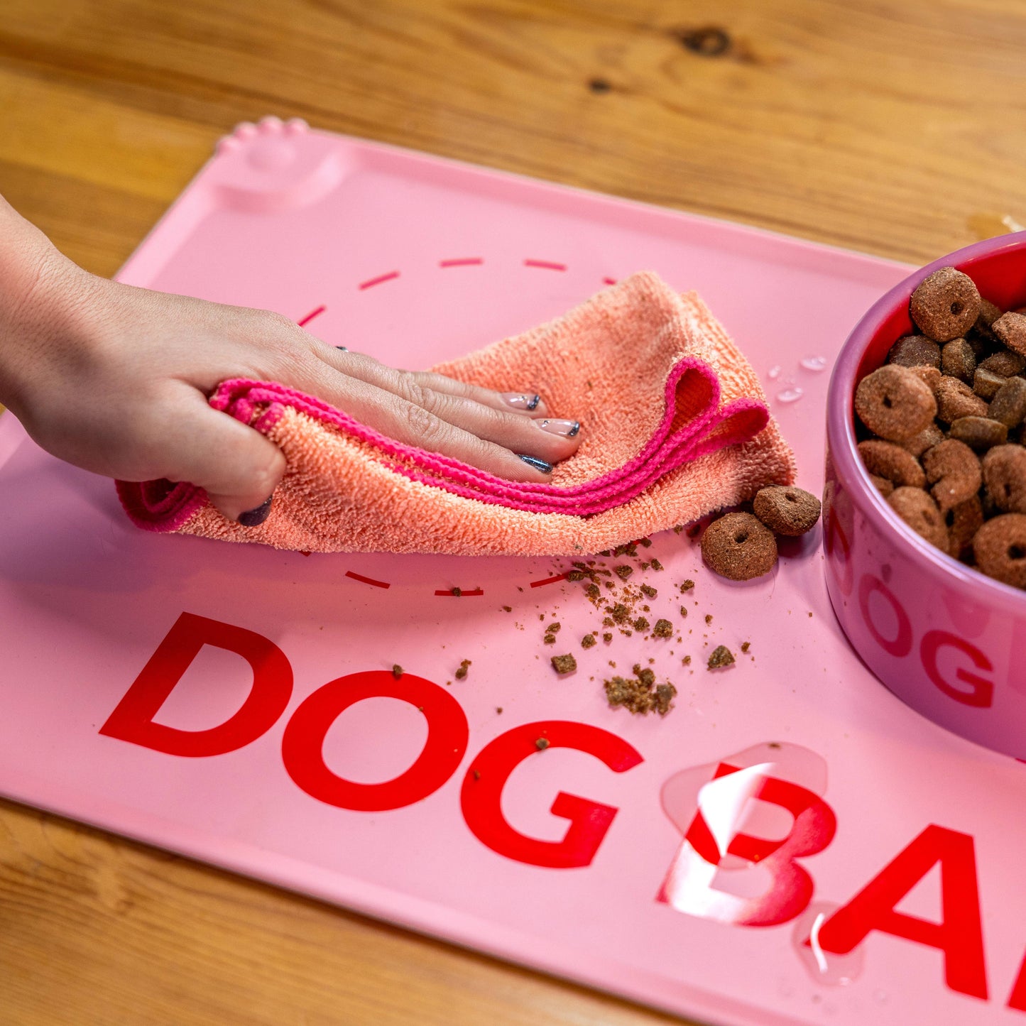 Fisura - "Dog bar" feeding mat