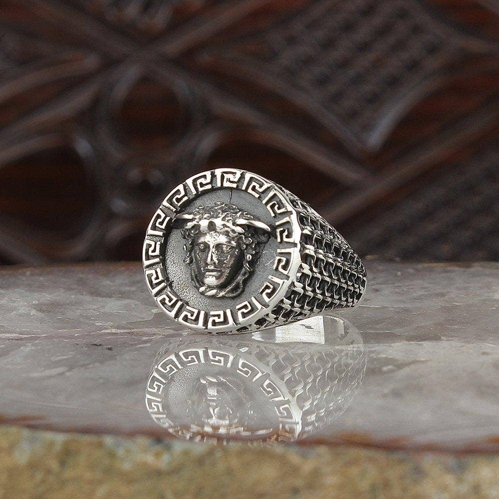 Mens Medusa Ring Solid 925 Sterling Silver: 10 US