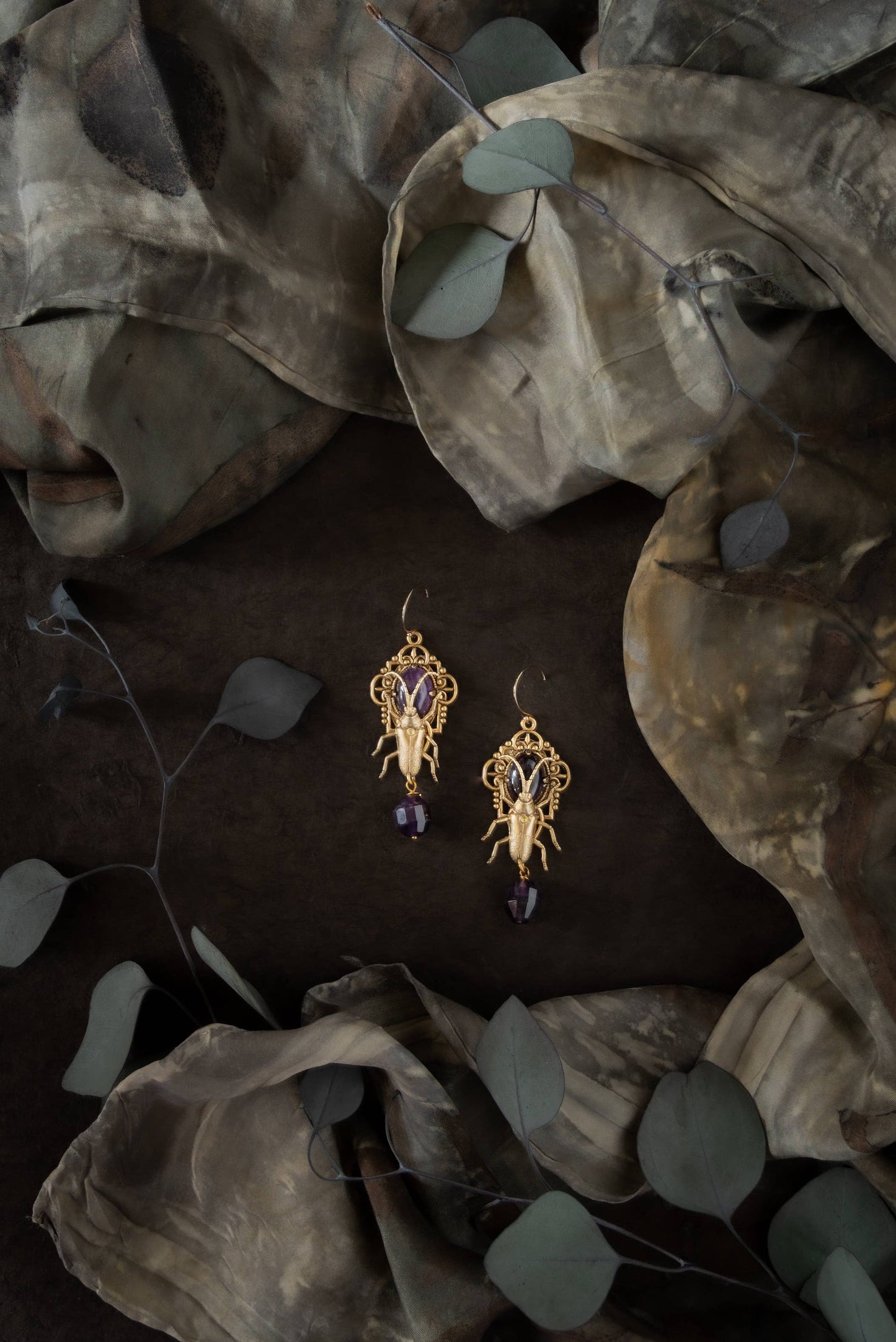 Trollbinde - Shapeshifter Roach Earrings: Black Onyx