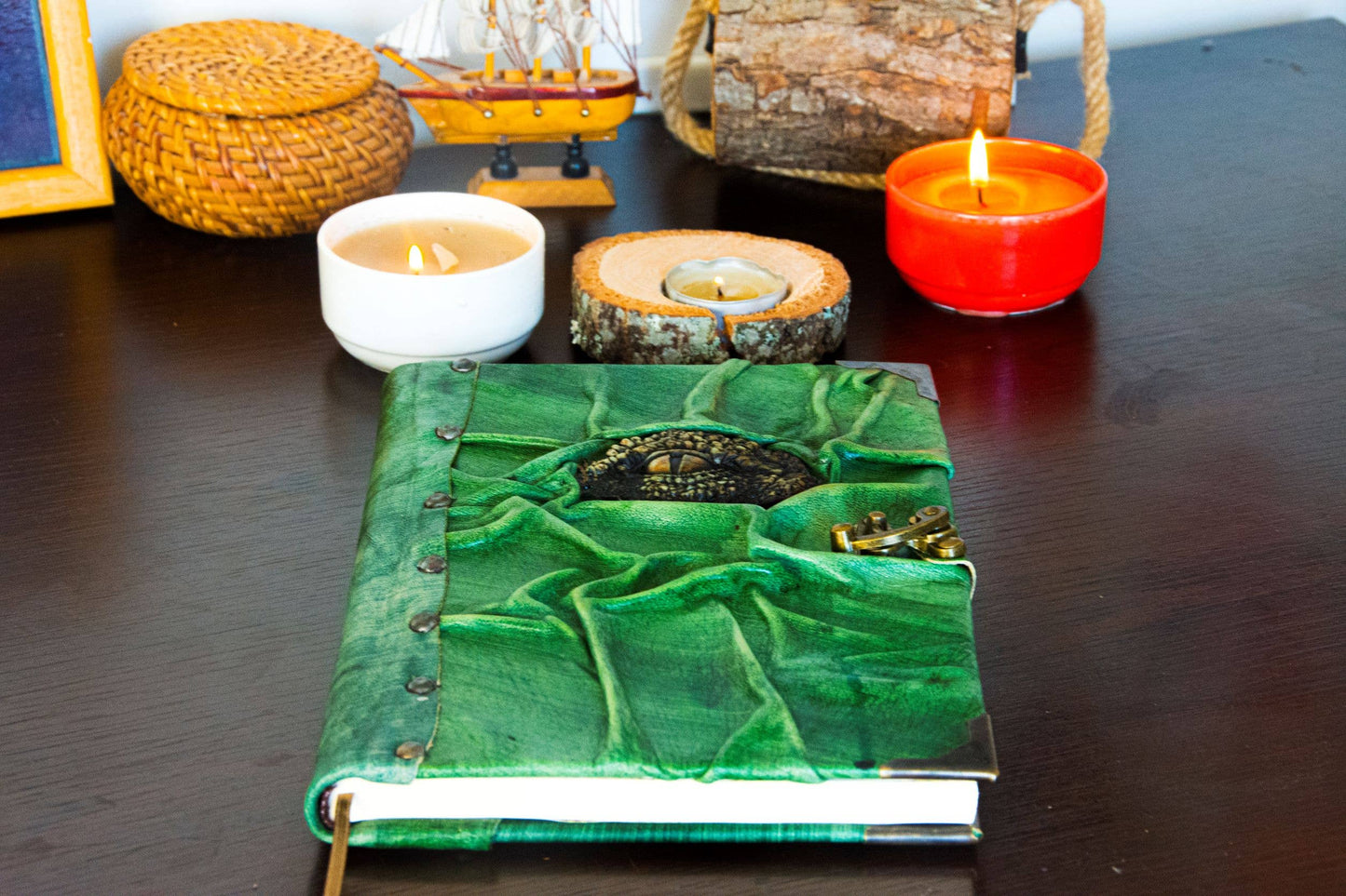 Crocodile eye wild animal Green Journal Diary Notebook