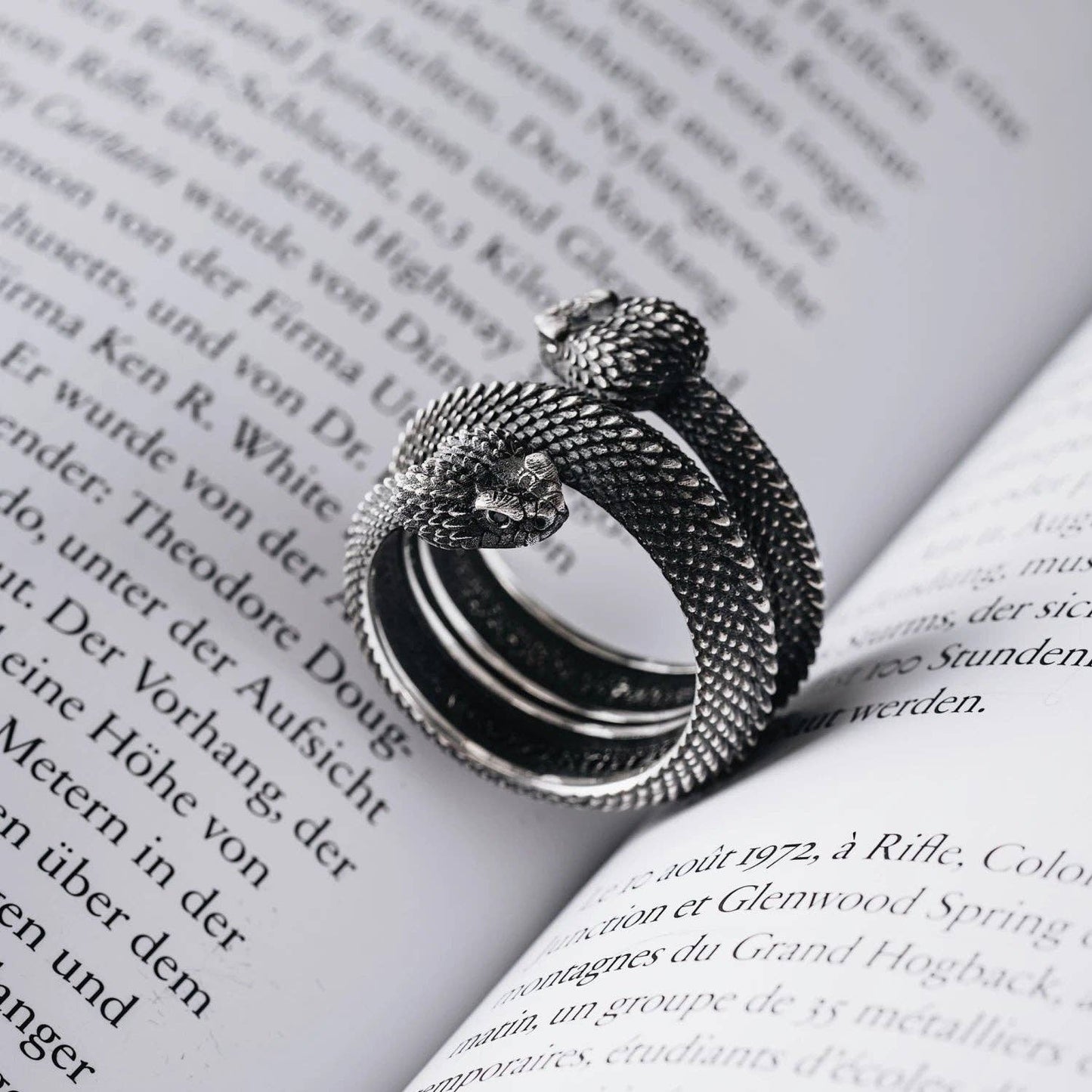 Amphisbaena Triple layer Ring: Oxidized Silver / 10