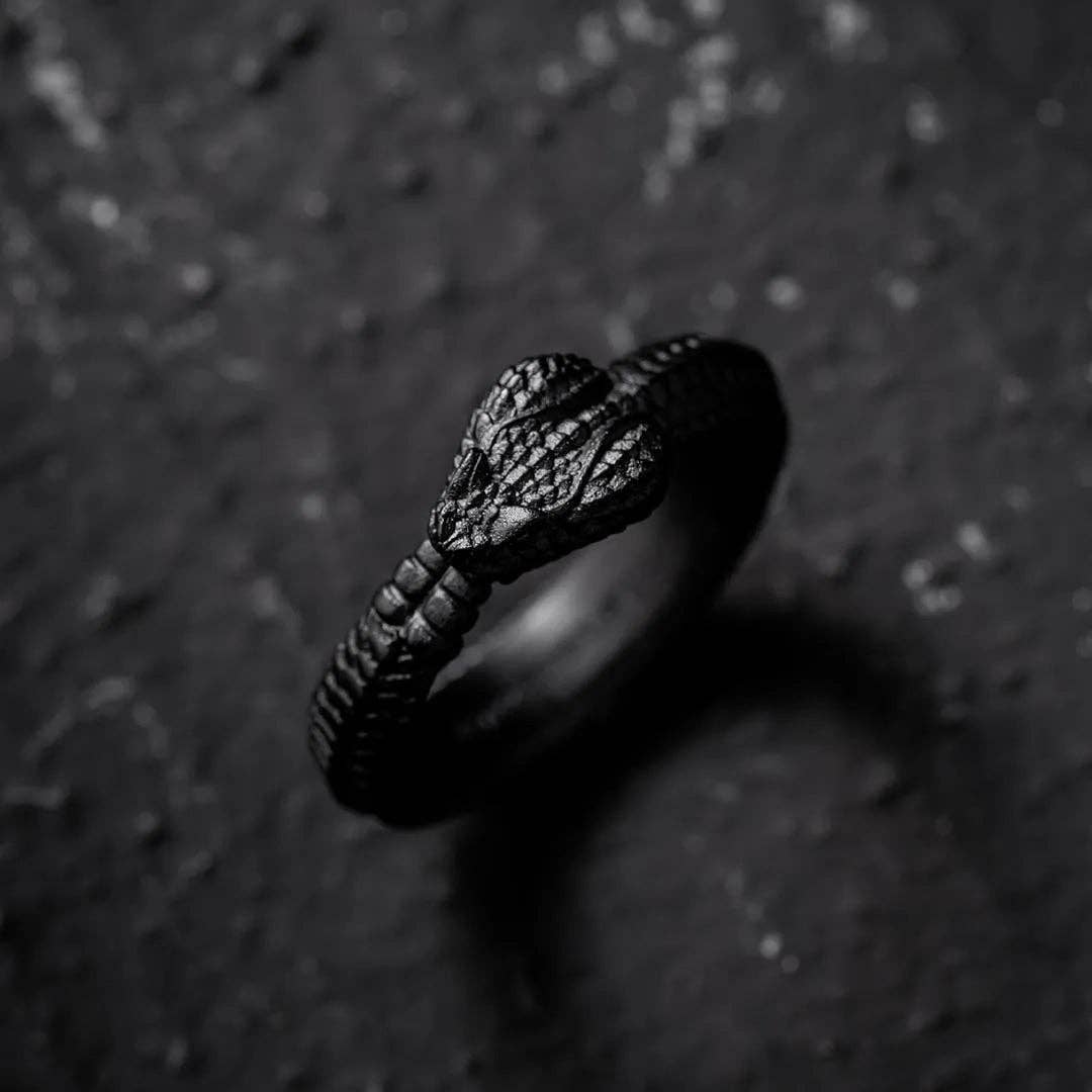 Ouroboros Ring: Black / #11