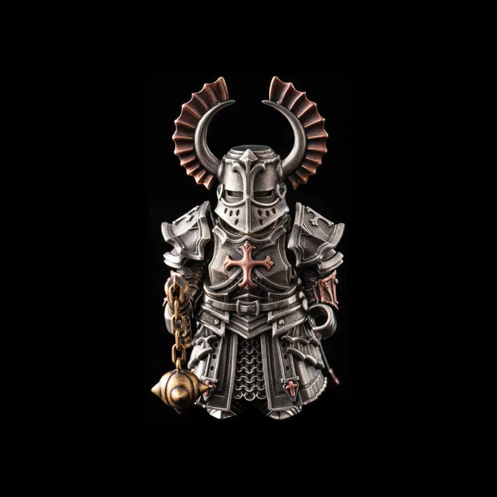 Crusader Figurine: White Bronze & Copper & Brass / With Default Weapon