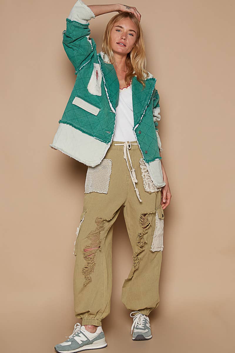 Colorblocked twill patch studded back heart jacket: TEAL GREEN