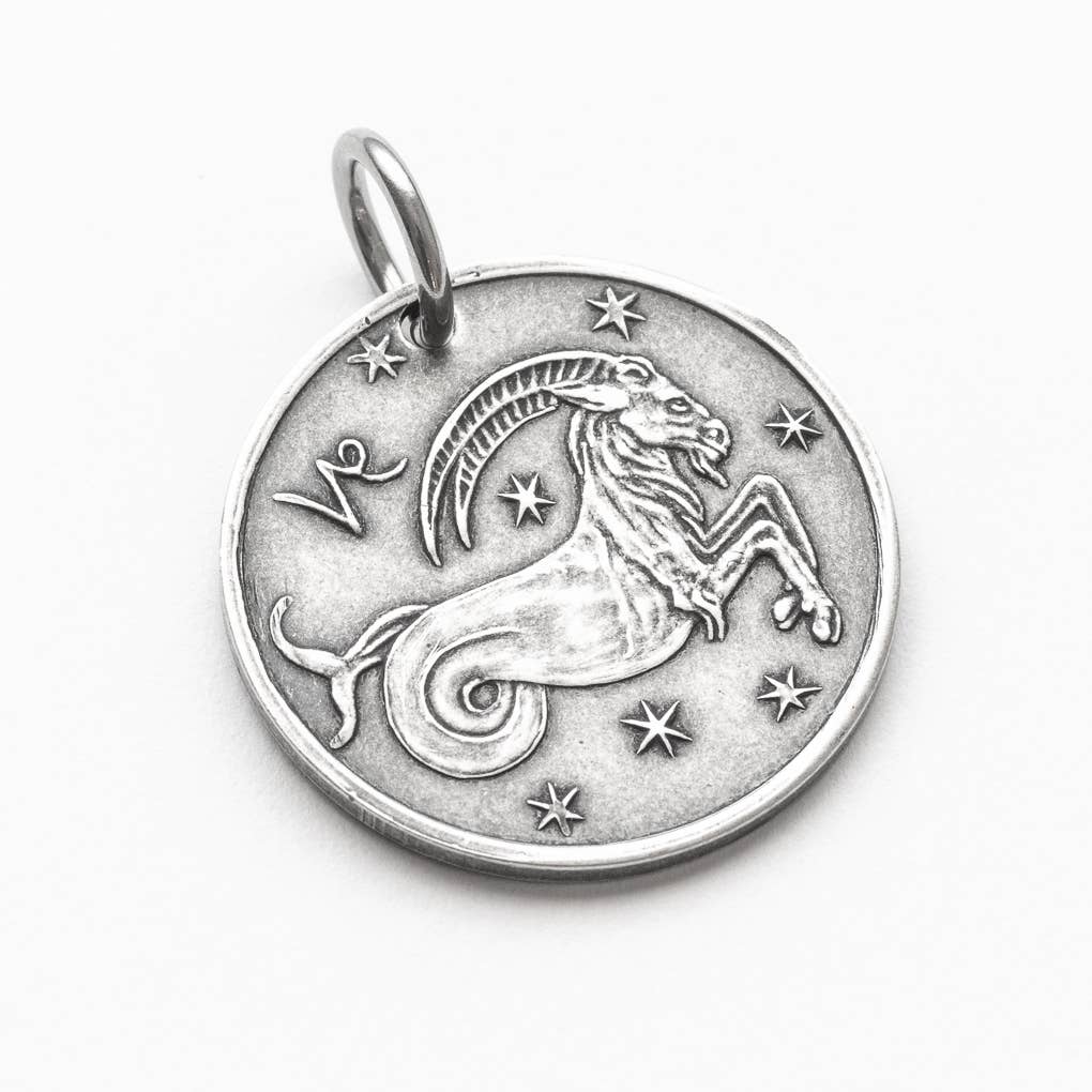 Zodiac Capricorn Moon Silver Charm