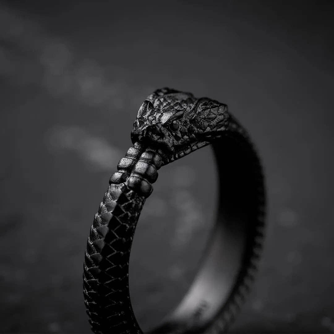 Ouroboros Ring: Black / #11