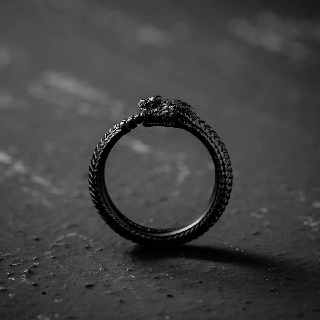 Ouroboros Ring: Black / #11