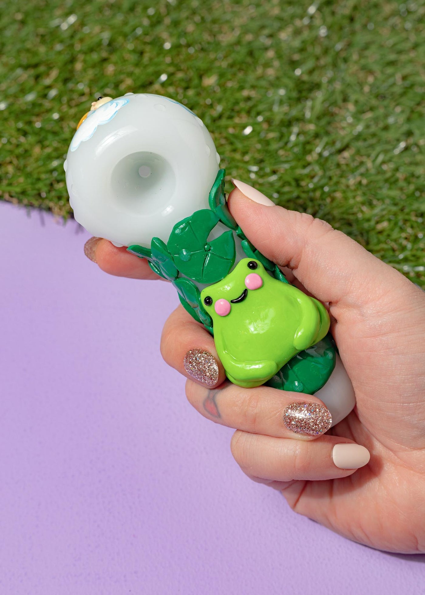 FROG PIPE