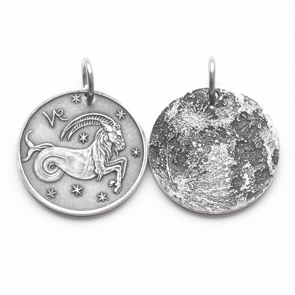 Zodiac Capricorn Moon Silver Charm