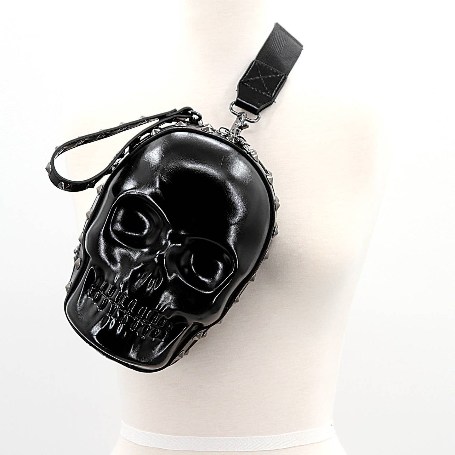 SKULL HEAD XBODY BAG IN VINYL