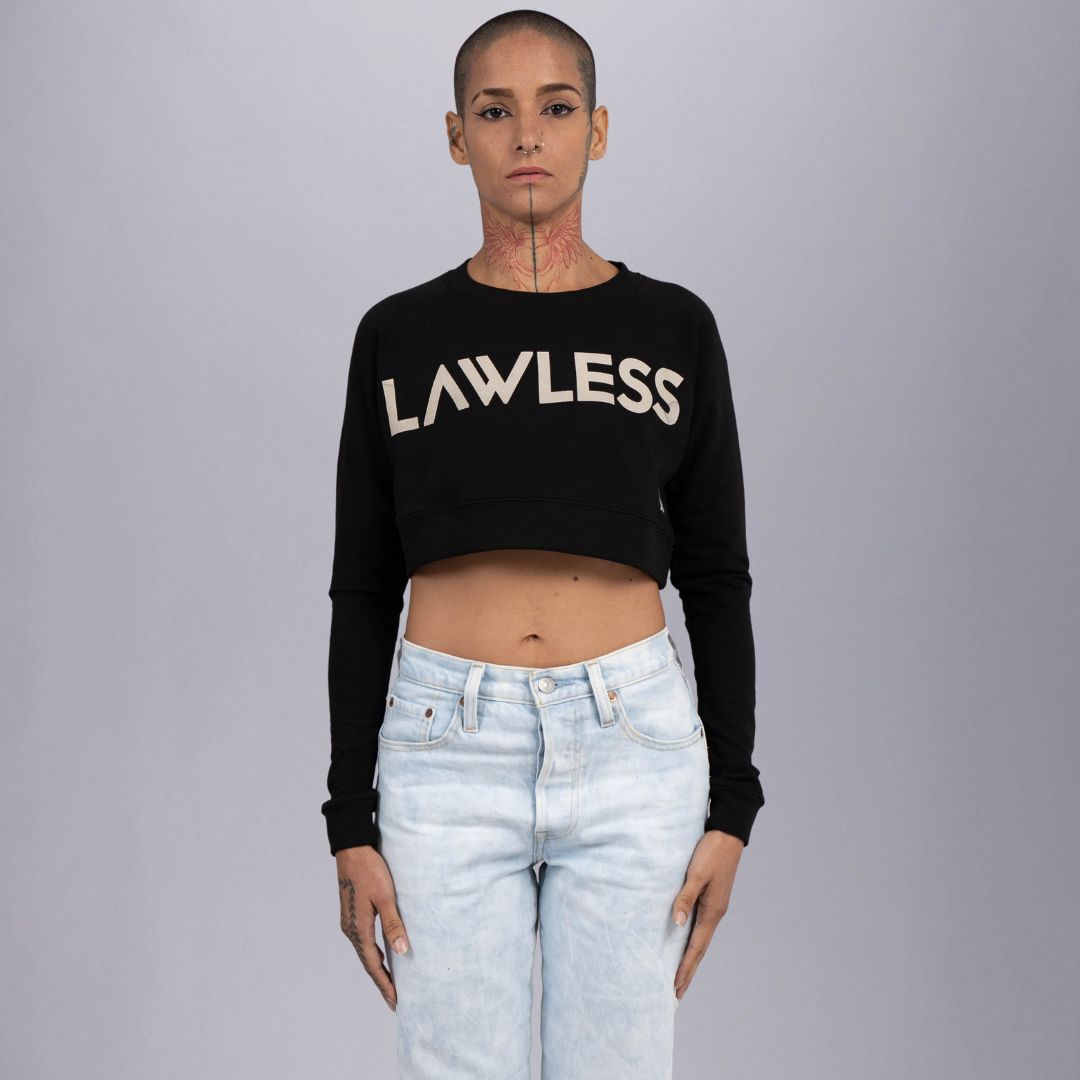 LAWLESS SWEATSHIRT CROP TOP