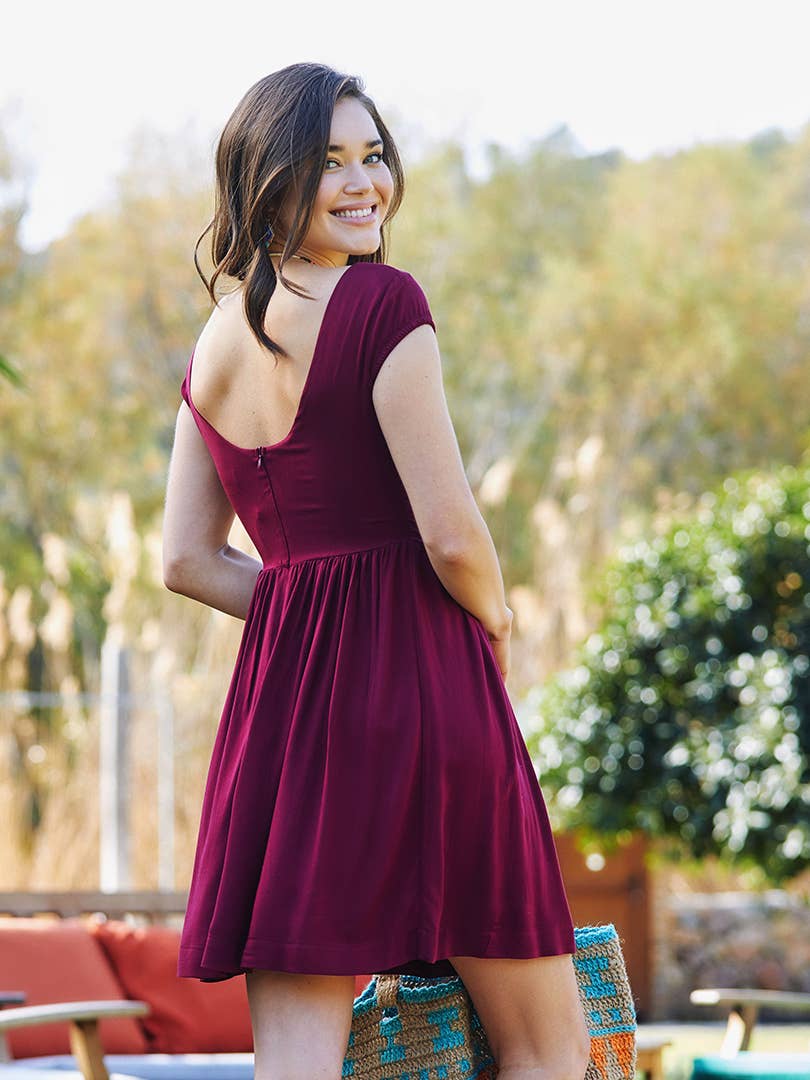 Maroon Open Back Short Dress